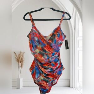 Beautiful New Jantzen Onepiece Swimsuit